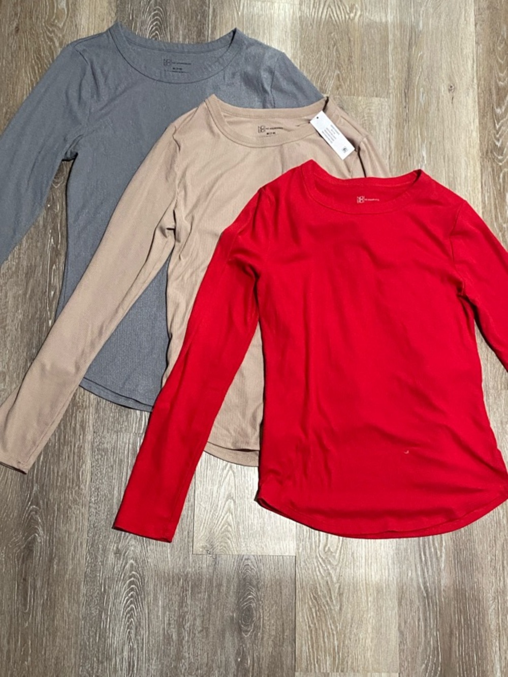 No boundaries crew rib long sleeve tee